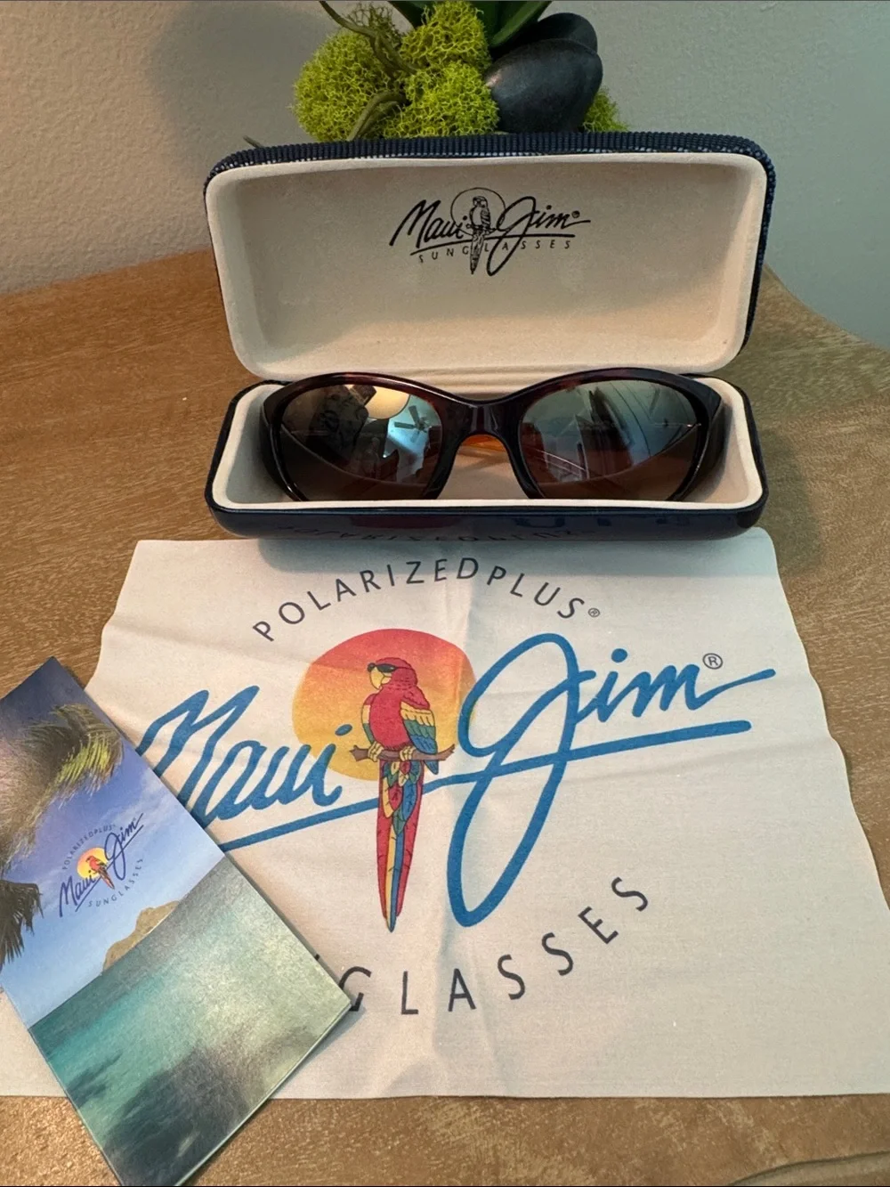 Retired Maui Jim Volcano Sunglasses in Tortoise Shell